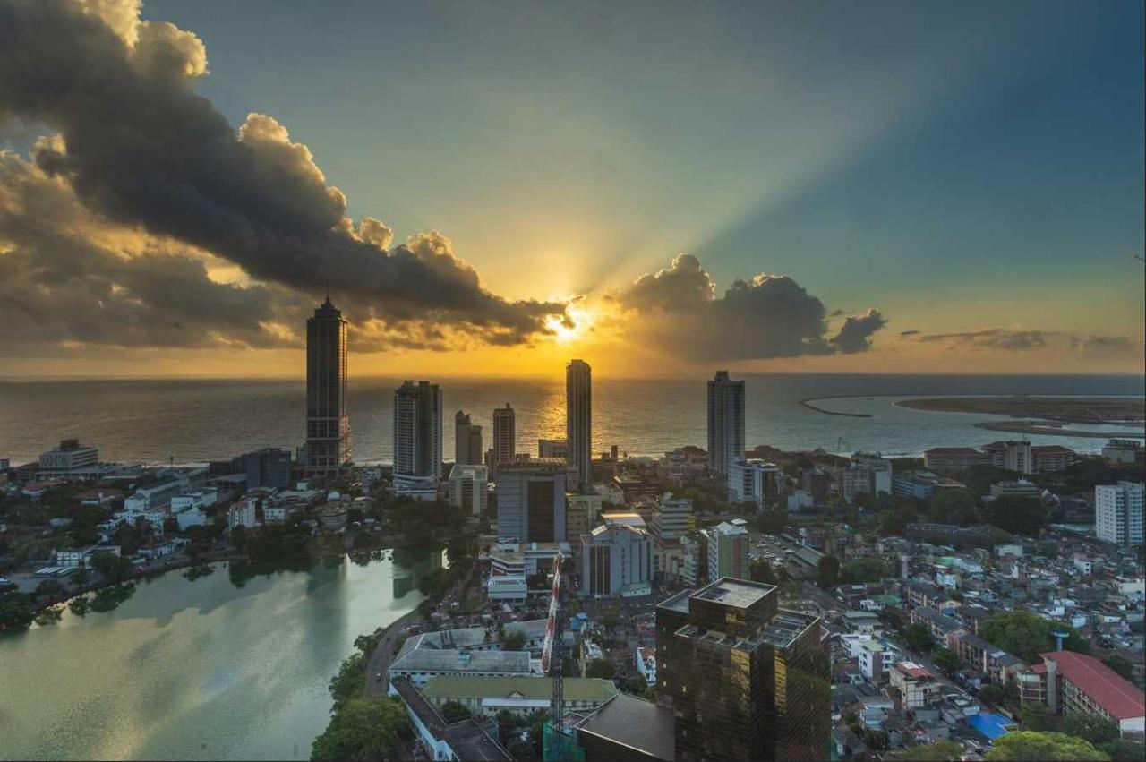 Luxury Sky Apartment Colombo Esterno foto