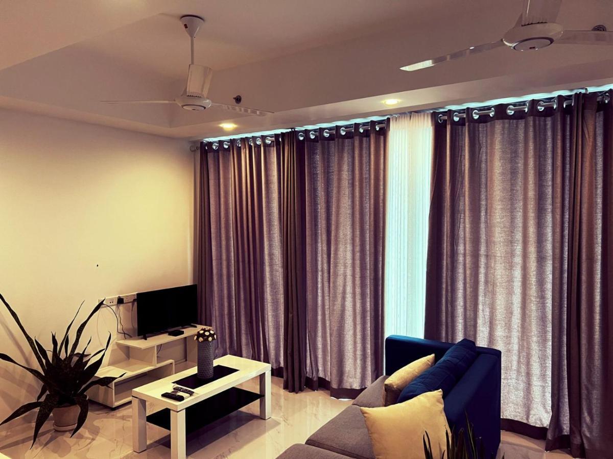 Luxury Sky Apartment Colombo Esterno foto
